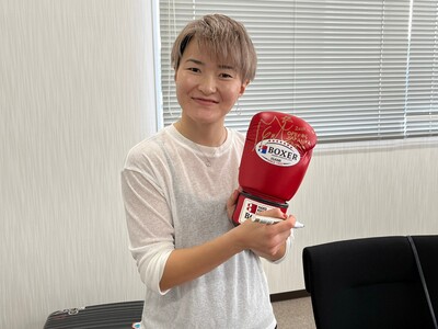 女子プロボクサー 松田恵里選手　いわき工場訪問